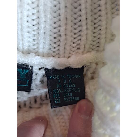 Specialty Women's White Geometric Cable-Knit Turtle-Neck Sweater Size S - Picture 5 of 7